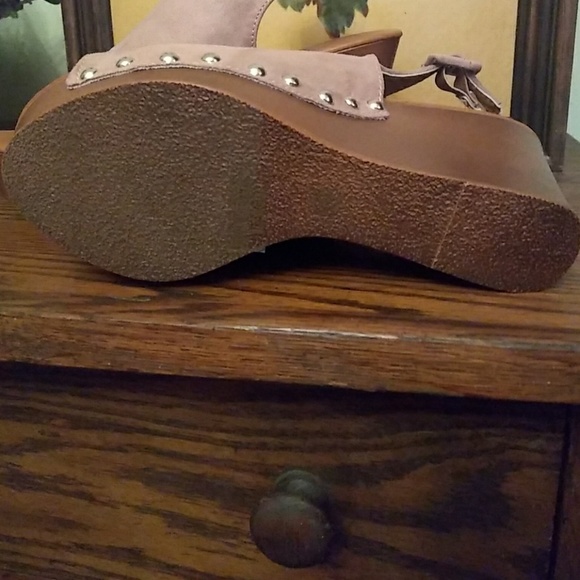 Mauve peep-toe wedge - Picture 3 of 6